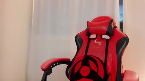 Diego lat online show from April 19, 11:18 pm