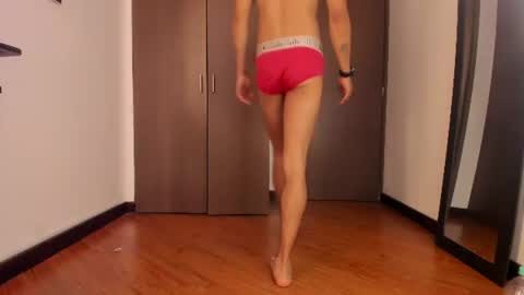 Diego lat online show from August 1, 11:17 pm