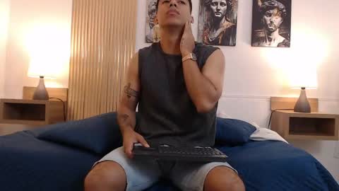 diego_salvatore online show from June 6, 7:42 pm