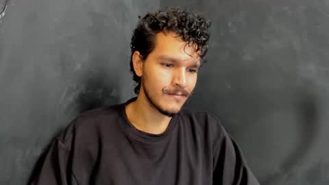 diemond_latinx98 online show from January 15, 6:06 pm