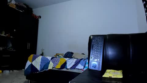 diiego_xxx online show from November 23, 4:54 am