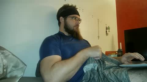 Daddy online show from December 8, 8:30 am