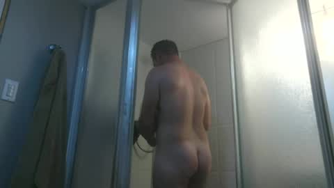 dilfiguess1 online show from April 30, 6:29 am