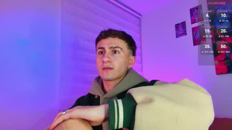 Julian Independent Model online show from February 15, 1:41 am