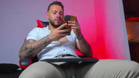 Angel Dimitri online show from December 21, 4:41 am