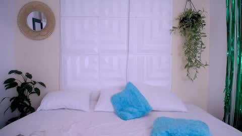 DINA online show from March 31, 6:19 pm