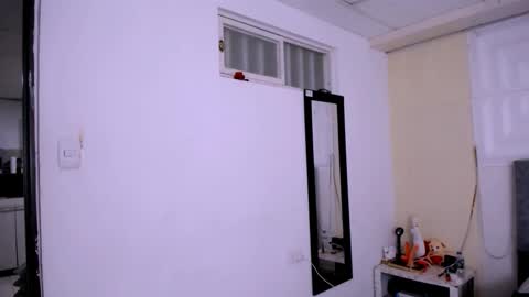 DINA online show from February 13, 10:02 pm