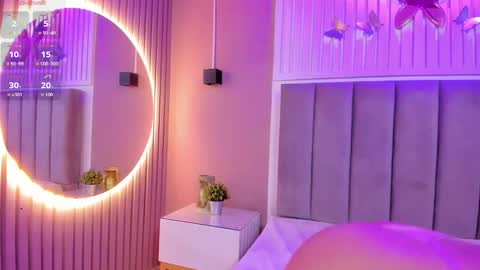 Cristal  online show from September 30, 4:01 am