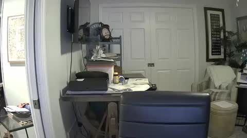 DirtkPitt Fun guy working online show from March 24, 4:18 am