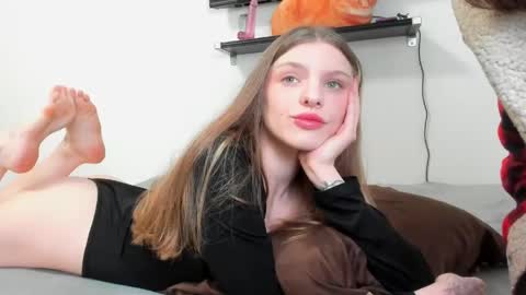 dirtycpl007 online show from April 29, 4:50 am