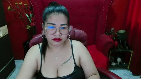 LatexQueen online show from April 28, 3:22 am