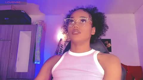Naomy  online show from July 21, 2:13 am