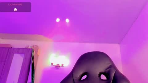 Naomy  online show from July 9, 3:21 am
