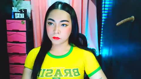 grace online show from February 1, 8:00 am