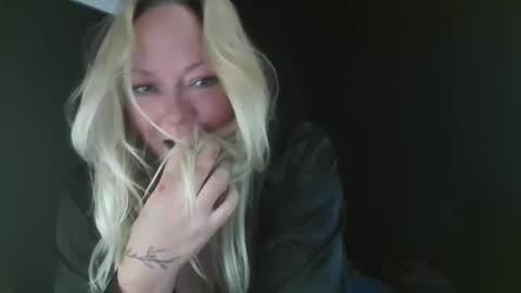 dirtylittlejess online show from September 12, 4:25 am
