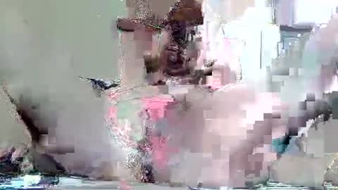 ella online show from March 8, 5:49 am