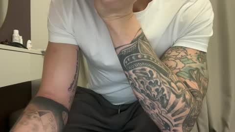 buy tokens with link  online show from November 19, 7:23 pm