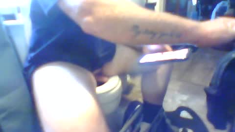 dirtytom72 online show from July 19, 1:03 pm