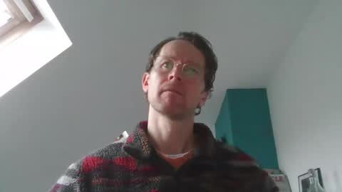 discovery_99 online show from December 23, 10:32 am