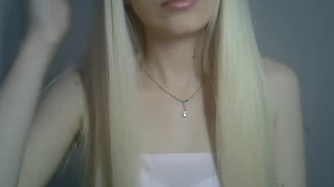DitaMilton online show from June 24, 8:43 am