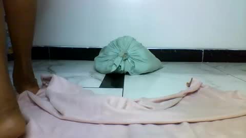 catie online show from January 6, 9:30 pm