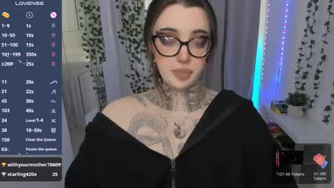 dixipixi_ online show from May 15, 6:55 am