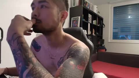 D online show from September 26, 8:00 am