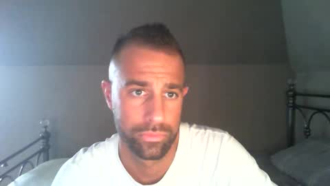 Snapshot of djay15013 chatting on February 17, 3:00 pm djay15013 online show from February 17, 3:00 pm