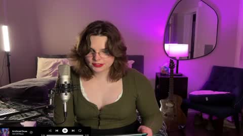 djentslut online show from December 4, 10:57 pm