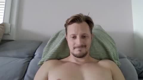 djo68686666 online show from September 28, 12:36 pm