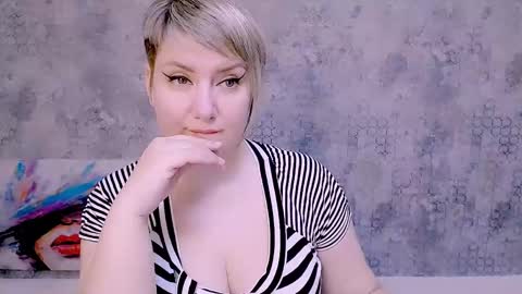 djullia online show from February 28, 1:14 pm