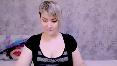 djullia online show from September 17, 5:55 am