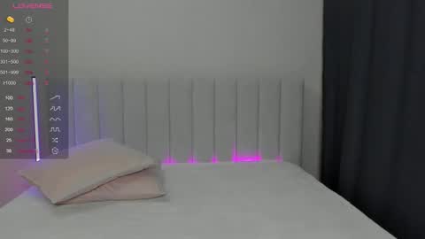 Polly and Kiriko online show from December 15, 3:19 pm