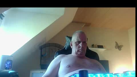 doggy2629 online show from June 25, 6:51 am