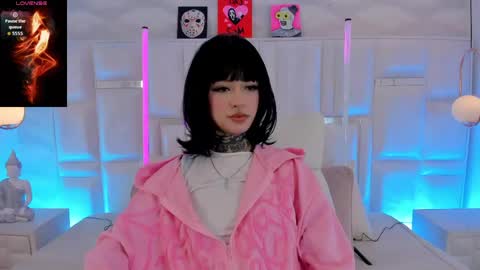 doll  bella online show from May 14, 1:42 pm