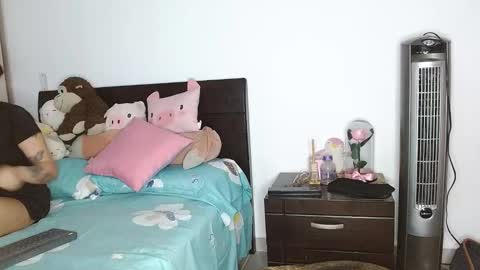 Auro and Santiago online show from February 7, 3:02 am