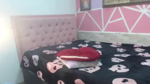 doll rihana online show from June 9, 9:36 pm