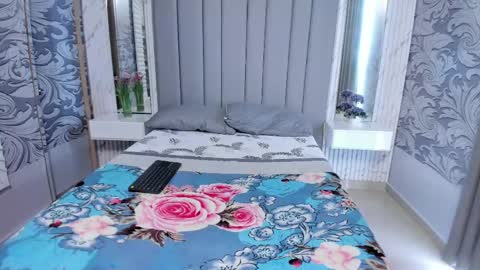 Samy online show from June 7, 1:49 pm