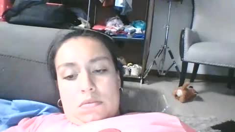 dollargirl22 online show from June 17, 3:00 am