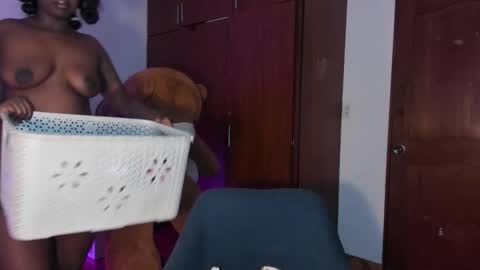 emily --  online show from September 12, 11:23 am