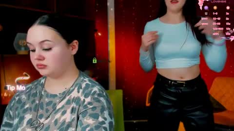 dolly_sunshine online show from April 17, 5:32 am