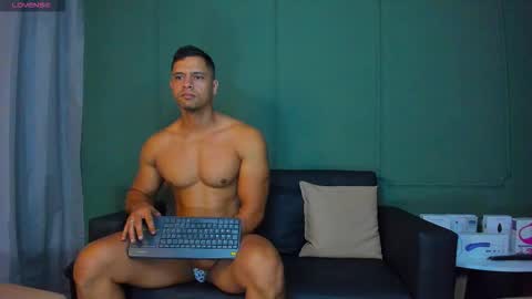 Dominc berry online show from March 27, 11:55 am