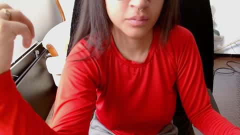   online show from April 5, 4:26 pm