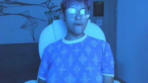 Dominick  online show from October 9, 6:41 am