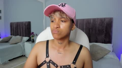 Dominick  online show from February 8, 8:42 pm