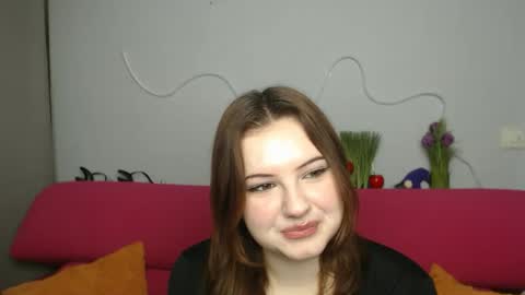 dominikaak online show from March 6, 6:12 am