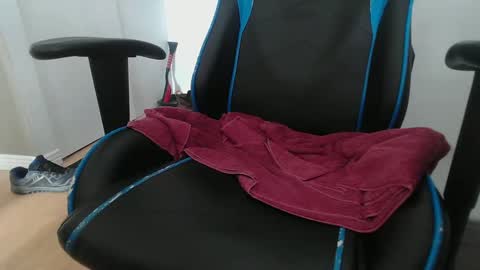 Snapshot of dominux1er chatting on March 1, 6:00 pm Dominique online show from March 1, 6:00 pm