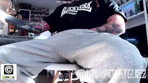 I DIGZ  .K.. D  .K.. PIG PPP online show from January 9, 3:55 pm