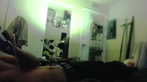 donlopez18 online show from October 12, 9:16 pm