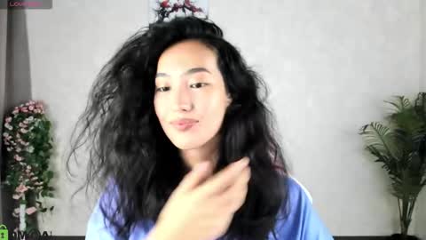 Aura online show from September 24, 4:08 am